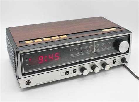 Vintage Stereo Digital Alarm Clock Radio Am/fm 2 Speaker - Etsy