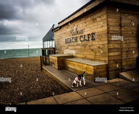 Southsea Beach Cafe, Southsea Seafront, Portsmouth, England Stock Photo: 173324324 - Alamy