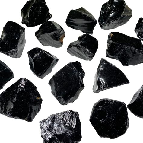 Obsidian vs Tourmaline - How To Tell Them Apart (With Photos)