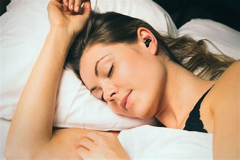 QuietOn Snore Cancelling Earbuds Is Here To Eliminate Your Partner’s Snorechestra