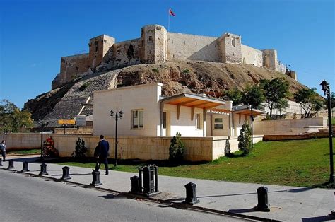 Ancient Byzantine Castle Destroyed in Turkey Earthquake - GreekReporter.com