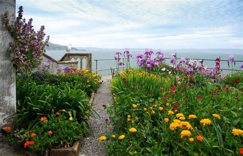 Make an Escape to the Gardens of Alcatraz | Garden Design