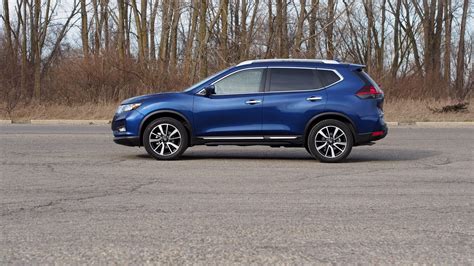 The Nissan Rogue is getting old but it's still worth considering - CNET