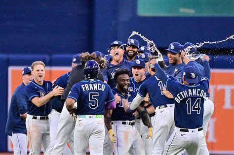 "Randy is HIM" "Rays style!" - Tampa Bay Rays fans were overjoyed when Randy Arozarena singled ...