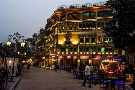 Top 5 Food Streets in Lahore (You Should Visit)