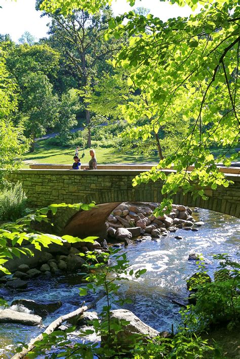 Minnehaha Falls Park is a picturesque spot for a leisurely walk | Minnehaha falls, Minnehaha ...