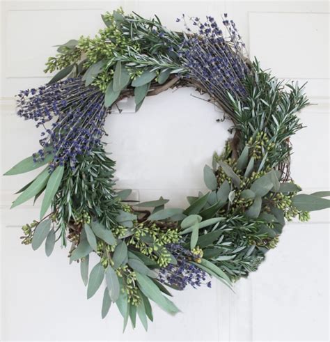 Fresh Herb and Lavender Wreath Workshop – The Vault Wine Bar