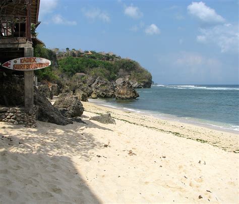 Bingin Beach, Uluwatu, Bali, Indonesia. Seminyak, Bali Holidays, Uluwatu, Holiday Accommodation ...