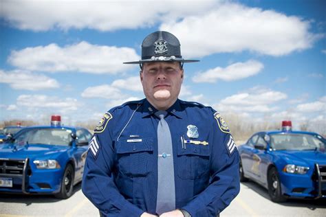 Michigan State trooper humbly receives National Officer of the Year ...