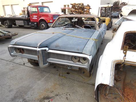 1968 Pontiac Bonneville Parts | GM Sports