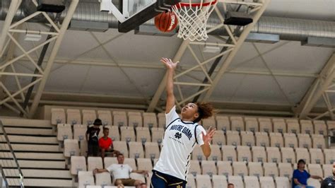 Irish Abroad: Women’s Basketball in Croatia – Notre Dame Fighting Irish ...