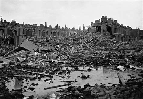 Historical Photos: WW2: London Bombing