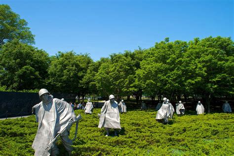 Visitor's Guide & History of the Korean War Memorial