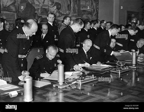 Extension of the Anti-Comintern Pact in Berlin, 1941 Stock Photo: 94206106 - Alamy