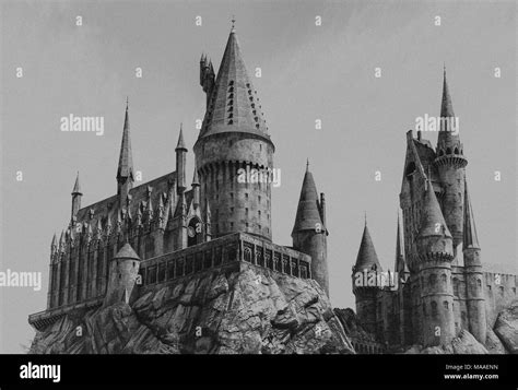 Monde harry potter universel Banque d'images noir et blanc - Alamy