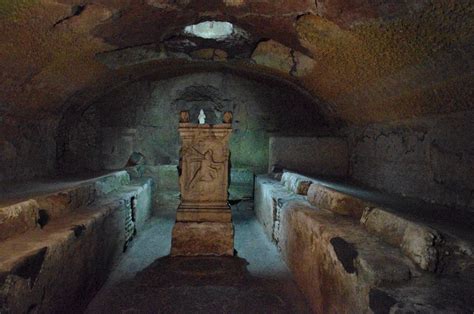 Under di Basilica di San Clemente, Roma Rome Catacombs, Ancient Temples, Ancient Rome, Ancient ...