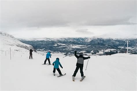 Skiing in Norway: Voss and Myrkdalen