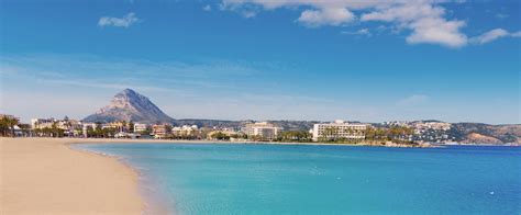 Guide to the Blue Flag Beaches in Javea | Blue Flag Beaches in Javea