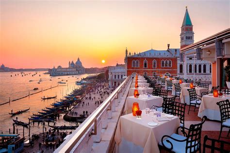 10 Best Rooftop Bars in Venice - Enjoy Venice Nightlife With a View - Go Guides