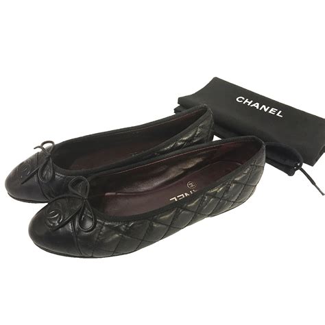 Chanel Quilted ballerina ballet flats Black Leather ref.86218 - Joli Closet