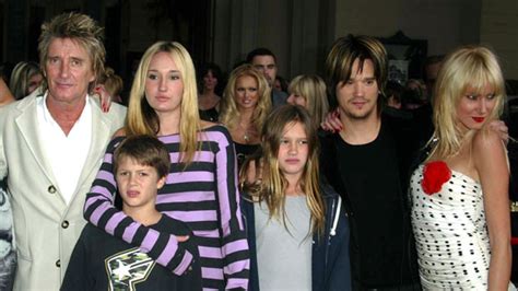 Rod Stewart’s Kids: Everything To Know About The Singer’s 8 Children ...