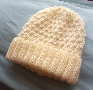 Ravelry: A Hat on Straight Needles: Seersucker pattern by ZsaZsa Brown