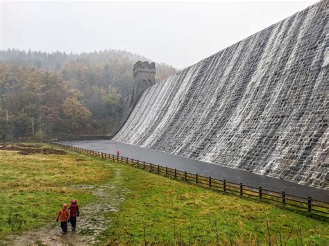 Derwent Dam walk up to Pike Low for fantastic views (6.8km)