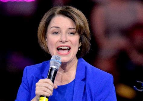 Amy Klobuchar Biography, Age, Wiki, Height, Weight, Boyfriend, Family & More