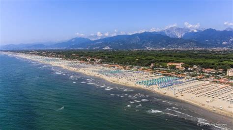 Italy, Toscana, Massa Carrara, Forte dei Marmi - TRIPinVIEW