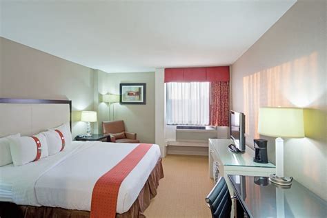 Holiday Inn Boston - Dedham Hotel & Conference Center Dedham, Massachusetts, US - Reservations.com