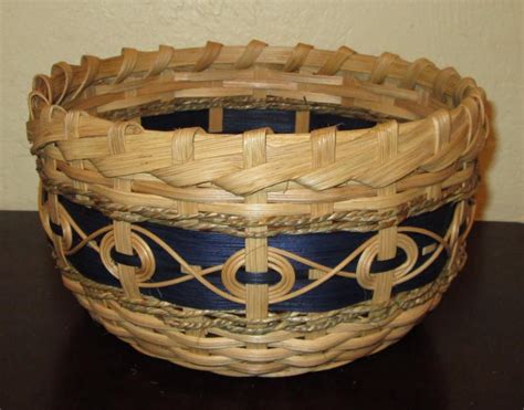 cherokee circle - matchstick rim | Basket weaving patterns, Basket weaving, Native american baskets