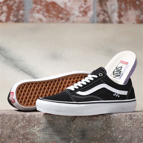 Zapatilla Skate Old Skool Black/White – Vans