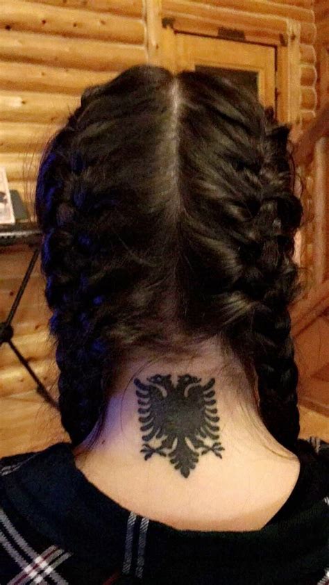 Albanian eagle tattoo | Bozze per tatuaggi, Donna, Tatuaggi