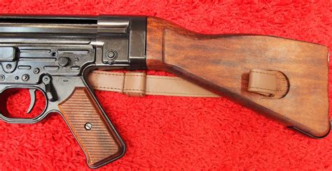 DENIX WW2 REPLICA GERMAN STG 44 SUB MACHINE GUN – JB Military Antiques