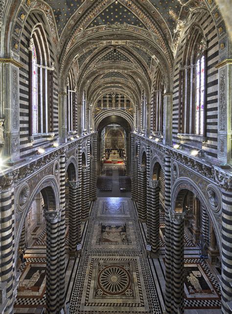 Cathedral in Siena, Tuscany, Italy | MATTHEW'S ISLAND