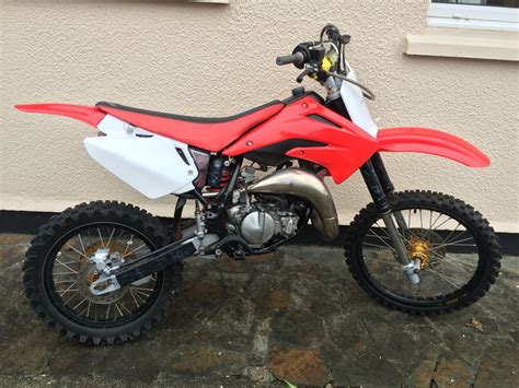 2003 Honda CR85 | Cool dirt bikes, Moto bike, Honda bikes