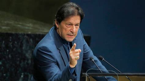 Imran Khan: Pakistan prime minister warns of Kashmir 'bloodbath' over ...