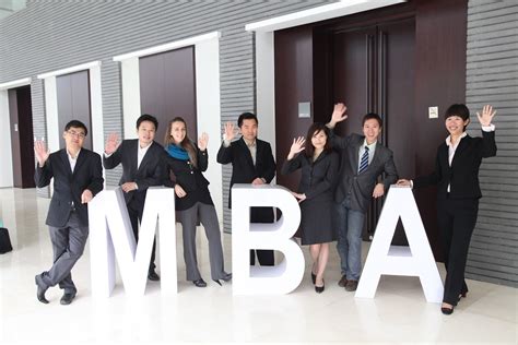 Top 10 Reasons To Take an MBA