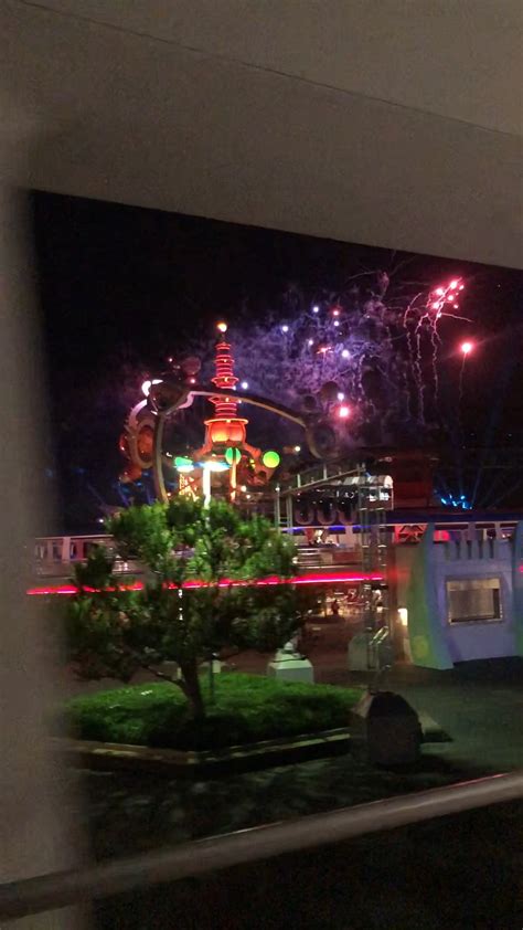 fireworks from the Tomorrowland Transit Authority Peoplemover : r ...