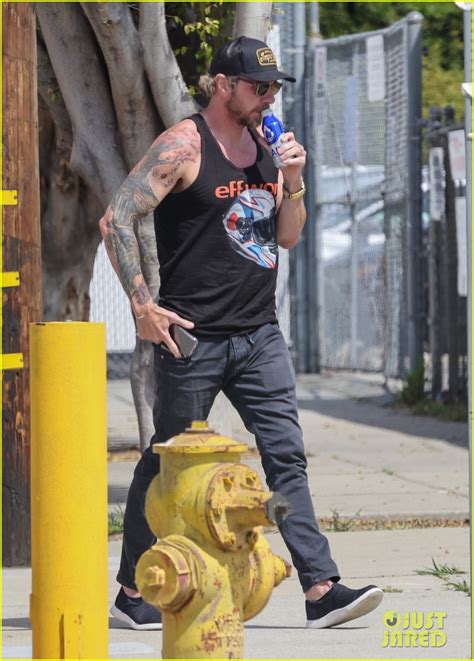 Dax Shepard Shows Off Tattooed Muscles While Out Running Errands in L.A.: Photo 4921897 | Dax ...