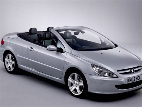 Peugeot 307 CC Photos and Specs. Photo: Peugeot 307 CC review and 26 perfect photos of Peugeot ...