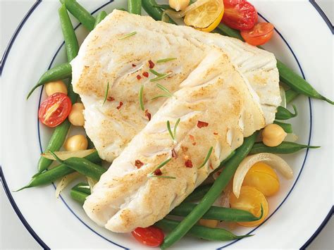 Wild Alaska Pollock Fillets 6-8 oz Skinless, Boneless, IQF | Food Service | Trident Seafoods