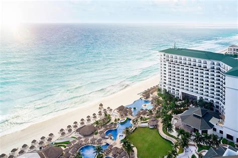 Cancun Suite Resorts with Infinity Pool | JW Marriott Cancun Resort & Spa