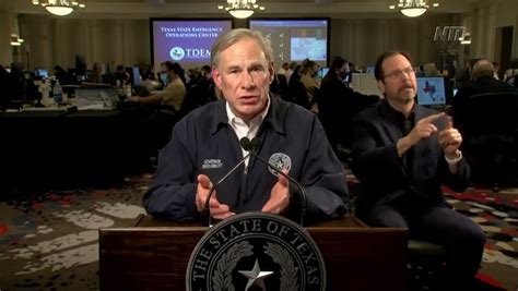 Texas Governor Promises to Fix Power Grid | NTD