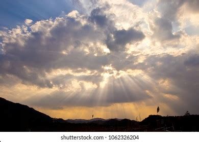 Beautiful Tyndall Phenomenon Tyndall Effect Sunlight Stock Photo ...