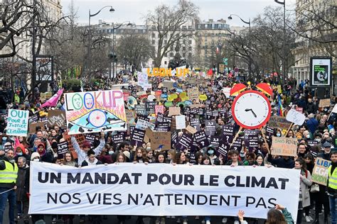 ‘Look Up’ Climate Protests in France Draw Tens of Thousands Ahead of ...