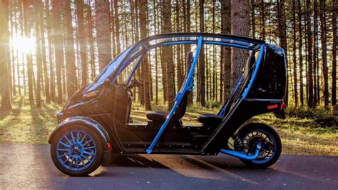 Arcimoto Demonstrates First Driverless FUV, Debuts Production Roadster ...