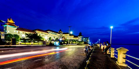 The Mawlamyine Strand Hotel in Myanmar | ENCHANTING TRAVELS