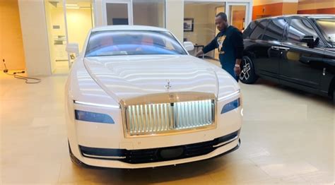 Davido Buys a New Rolls-Royce Spectre Electric Car for N900 Million - DAX Street