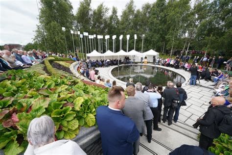 Carlow Nationalist — Poignant service at memorial garden marks 25th ...